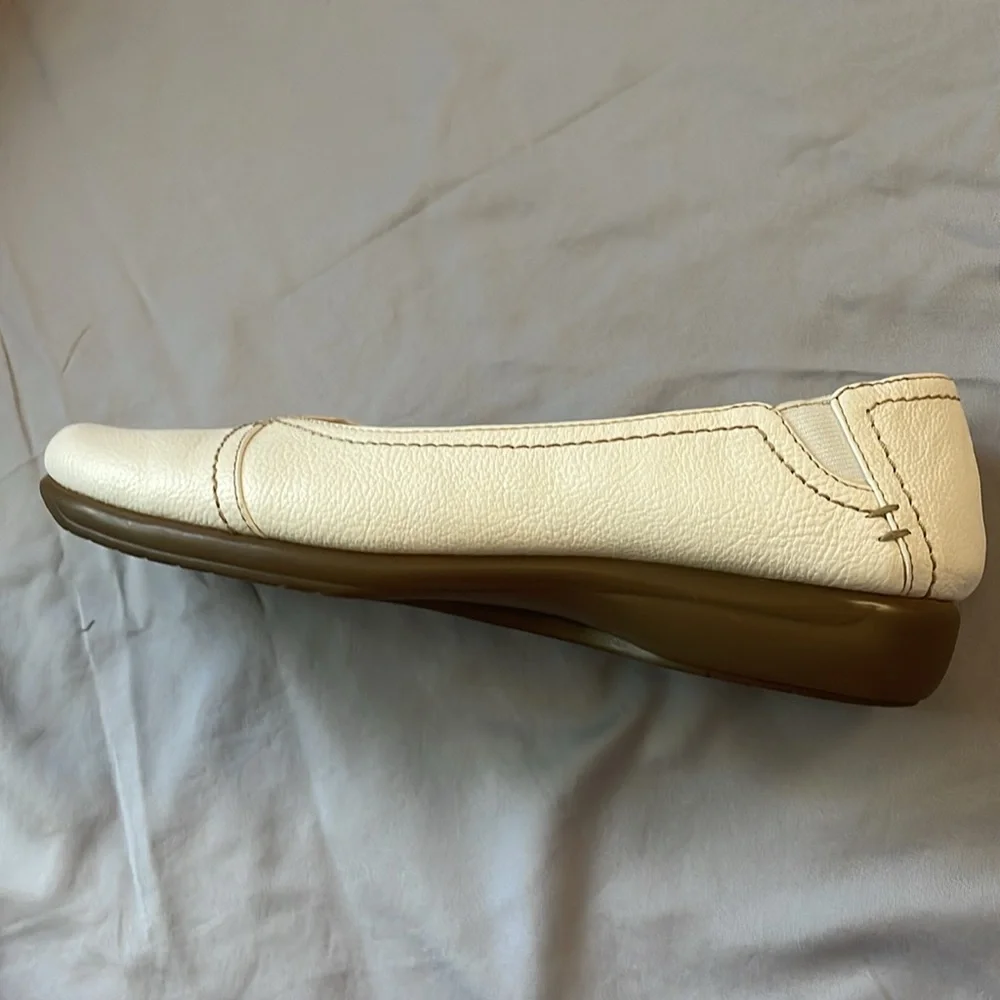 Aerosoles Richmond white womens shoes | size 8M - Picture 4 of 8